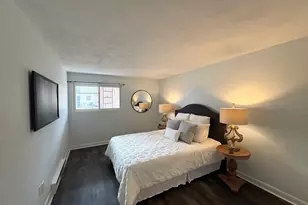 37 Fountain Ln, Weymouth, MA 02190 - Photo 5