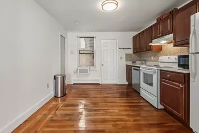 50 Monmouth St #1, Boston, MA 02128 - Photo 5