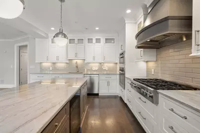 1517 Beacon #4, Brookline, MA 02445 - Photo 9