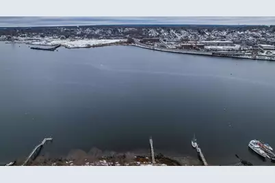 1174 Riverside Ave, Somerset, MA 02726 - Photo 33