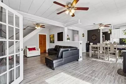 1174 Riverside Ave, Somerset, MA 02726 - Photo 11