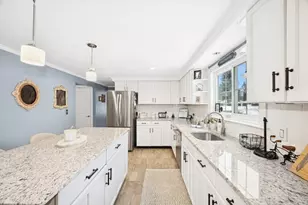 2 Sterling Ct, Northborough, MA 01532 - Photo 13