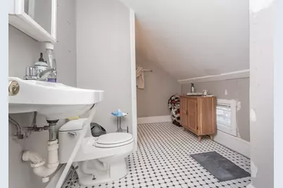 219 Montaup St, Fall River, MA 02724 - Photo 31