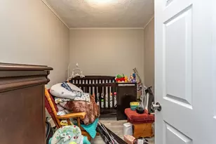 219 Montaup St, Fall River, MA 02724 - Photo 19