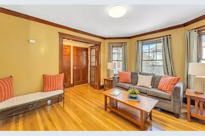 62 Ainsworth Street, Boston, MA 02131 - Photo 5