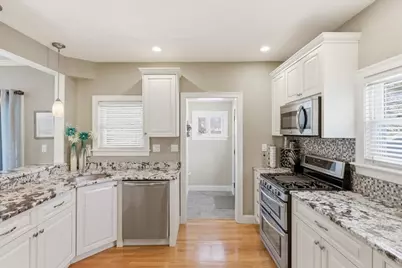 72 Crane St, Dedham, MA 02026 - Photo 15