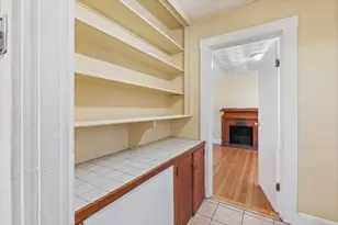 352 Walnut Ave, Boston, MA 02119 - Photo 15
