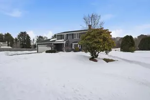 8 Agawam Ct, Seekonk, MA 02771 - Photo 3
