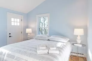 18 Beach St, Plymouth, MA 02360 - Photo 21