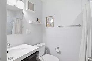 227 Marlborough St, Boston, MA 02116 - Photo 7