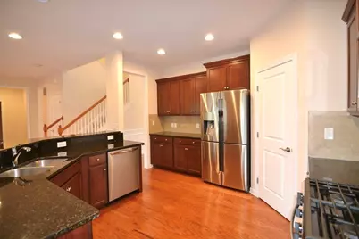 8 Spicebush Court, Hopkinton, MA 01748 - Photo 7