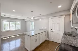 468 Salem St, Malden, MA 02148 - Photo 9