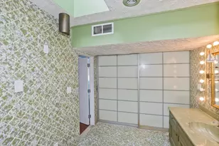 77 Central Park Dr, Holyoke, MA 01040 - Photo 11