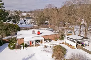 77 Central Park Dr, Holyoke, MA 01040 - Photo 21