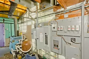 77 Central Park Dr, Holyoke, MA 01040 - Photo 29