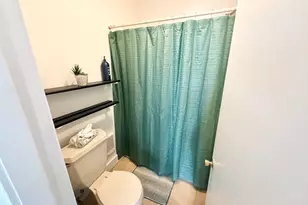 11 Crown St, Springfield, MA 01108 - Photo 11