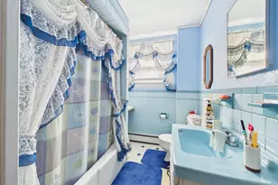 304 Cambridge St, Fall River, MA 02721 - Photo 9