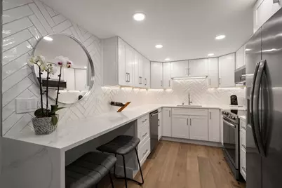 45 Longwood Ave #712, Brookline, MA 02446 - Photo 1