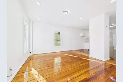 27 Nelson St, New Bedford, MA 02744 - Photo 7