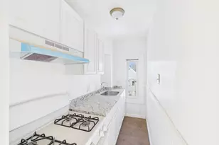 27 Nelson St, New Bedford, MA 02744 - Photo 11