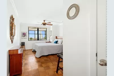 8 Whittier Pl #22D, Boston, MA 02114 - Photo 15