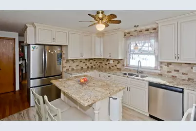 133 Middle St, Hadley, MA 01035 - Photo 9