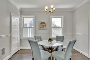 124 Chestnut St, Brookline, MA 02445 - Photo 5