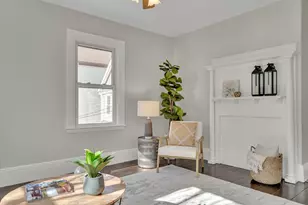 124 Chestnut St, Brookline, MA 02445 - Photo 7