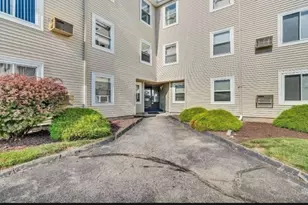 200 Woodlawn Ave, North Providence, RI 02904 - Photo 21