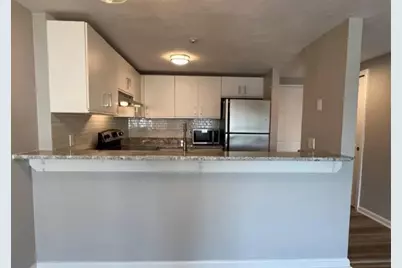 200 Woodlawn Ave #206, North Providence, RI 02904 - Photo 3