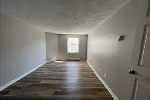 200 Woodlawn Ave, North Providence, RI 02904 - Photo 15