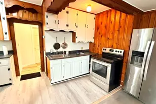 322 Central St, Winchendon, MA 01475 - Photo 9