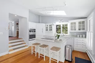 25 Irving Pl, Holliston, MA 01746 - Photo 9