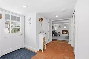 25 Irving Pl, Holliston, MA 01746 - Photo 3