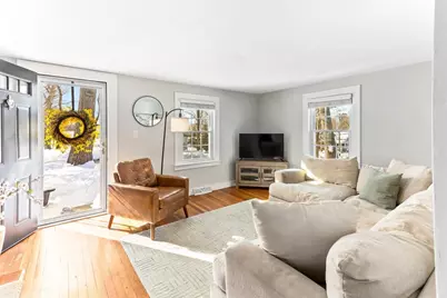 122 Samoset Ave, Mansfield, MA 02048 - Photo 9