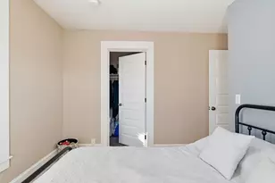 24 Billings St, Chicopee, MA 01013 - Photo 31