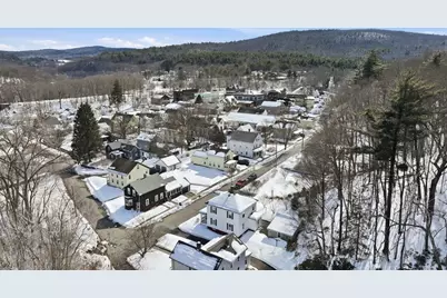 18 Crescent St, Montague, MA 01349 - Photo 33