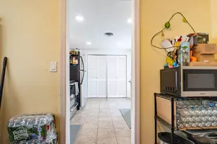 52 Vadnais St, Springfield, MA 01108 - Photo 23