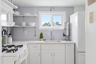 137 Hampton Cir, Hull, MA 02045 - Photo 11