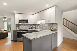 54 Jasper Ln, Randolph, MA 02368 - Photo 9