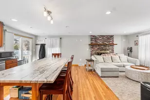 143 Plymouth St, Pembroke, MA 02359 - Photo 11