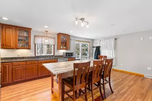 143 Plymouth St, Pembroke, MA 02359 - Photo 7