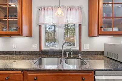 143 Plymouth St, Pembroke, MA 02359 - Photo 9