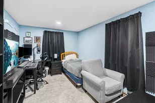 143 Plymouth St, Pembroke, MA 02359 - Photo 19