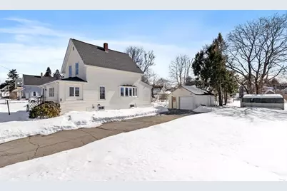 14 Columbus Ave, Templeton, MA 01436 - Photo 5