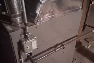 13 Hampden St, Worcester, MA 01609 - Photo 7