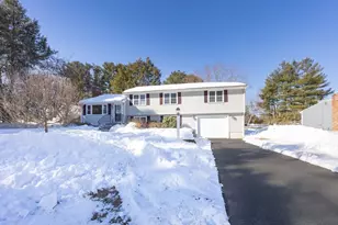 18 Northway St, Holliston, MA 01746 - Photo 25