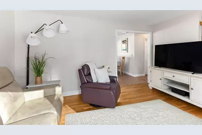 61 Suffolk St, Whitman, MA 02382 - Photo 9