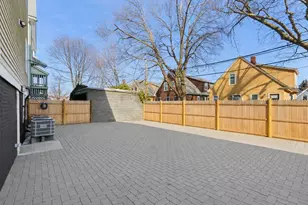 227 Highland Ave, Somerville, MA 02413 - Photo 21