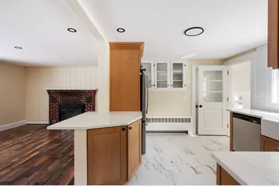 443 Thompson St, Halifax, MA 02338 - Photo 9